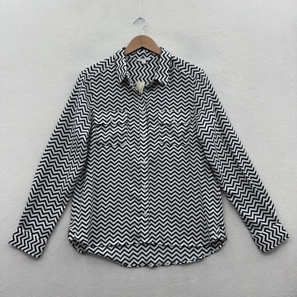 American Eagle Outfitters Women’s Large Black White Button Up Long Sleeve Shirt